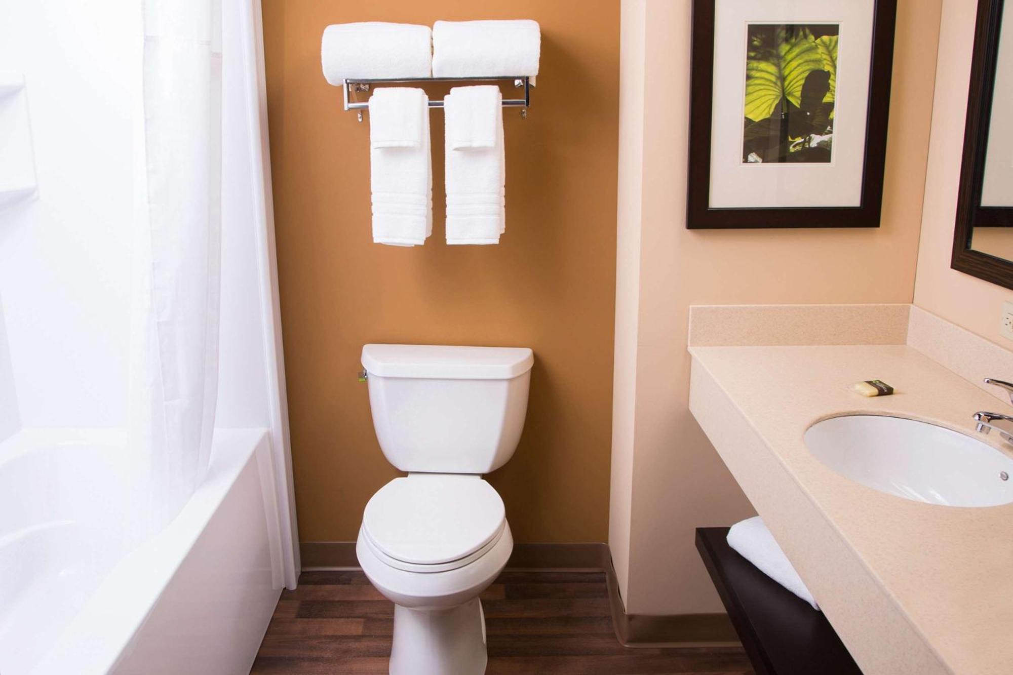 Extended Stay America Select Suites - Durham - University - Ivy Creek Blvd Экстерьер фото