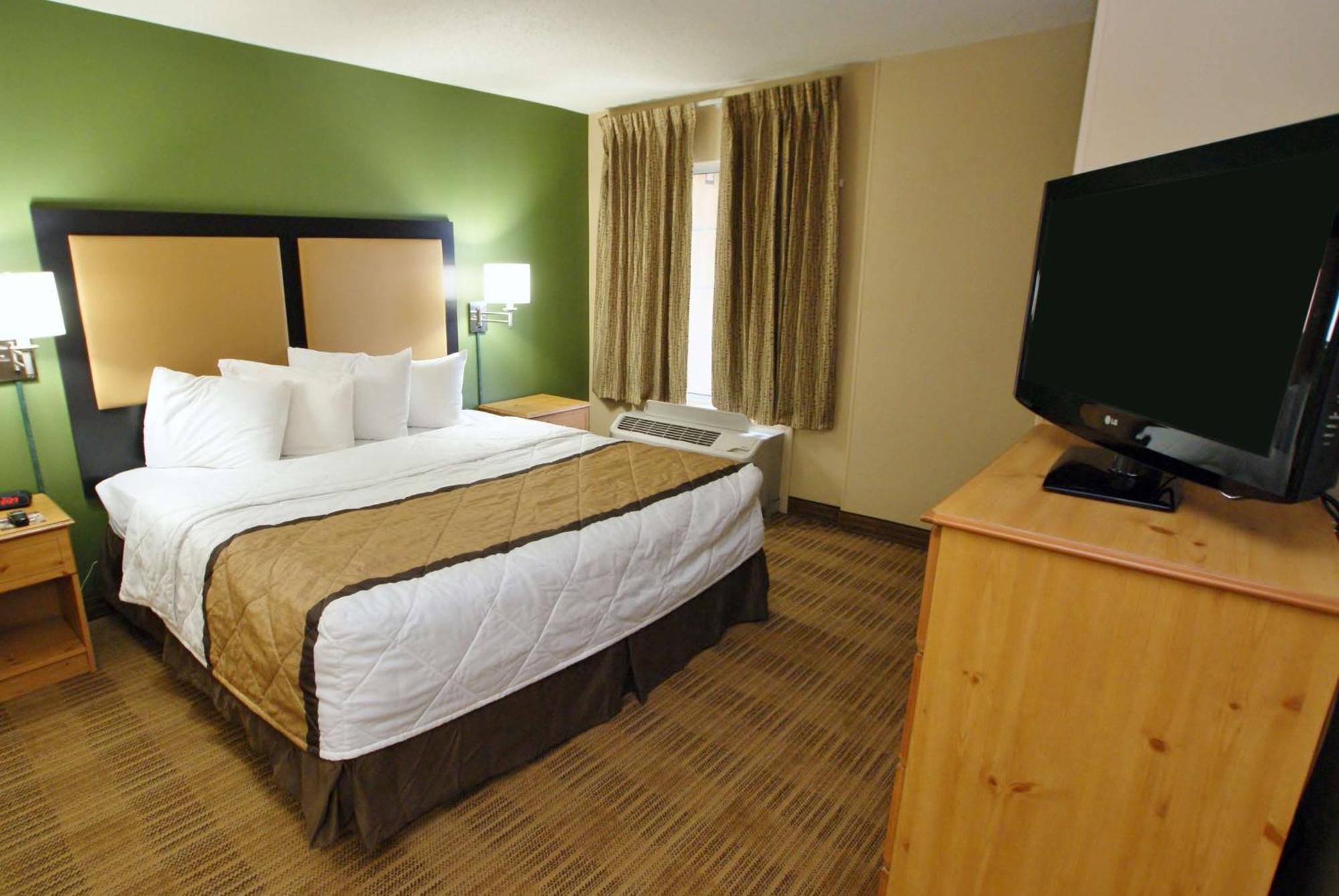Extended Stay America Select Suites - Durham - University - Ivy Creek Blvd Экстерьер фото