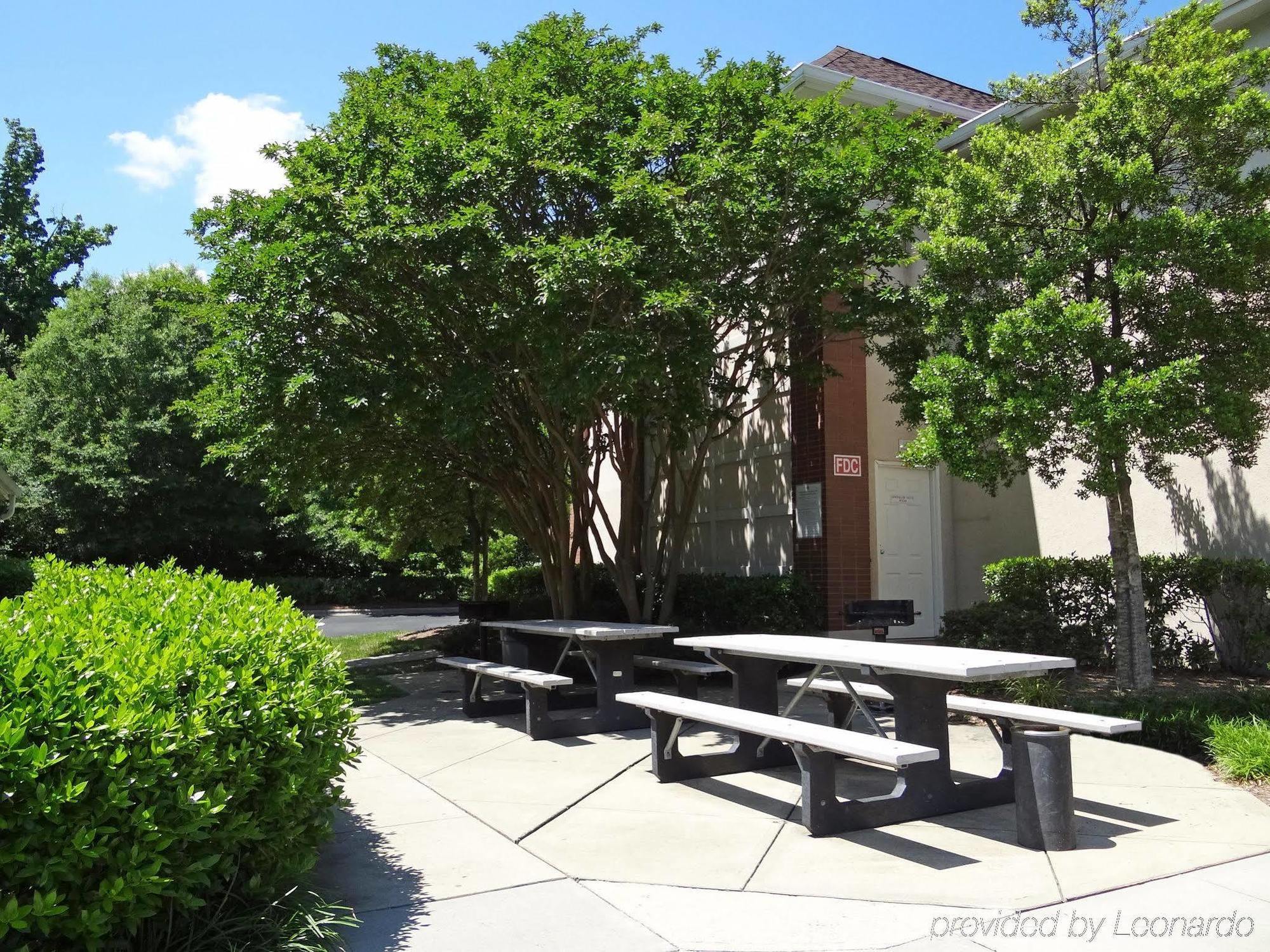 Extended Stay America Select Suites - Durham - University - Ivy Creek Blvd Экстерьер фото